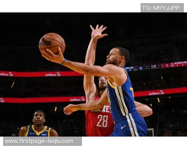 2016年勇士与火箭经典对决录像回放重温精彩瞬间与战术分析