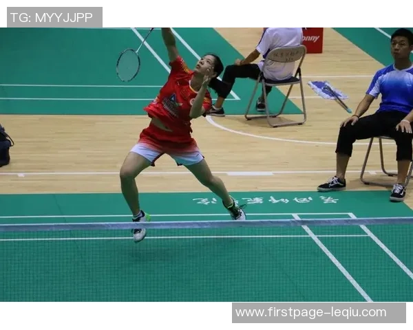 南京羽毛球队包夹战术解析与实战应用探讨